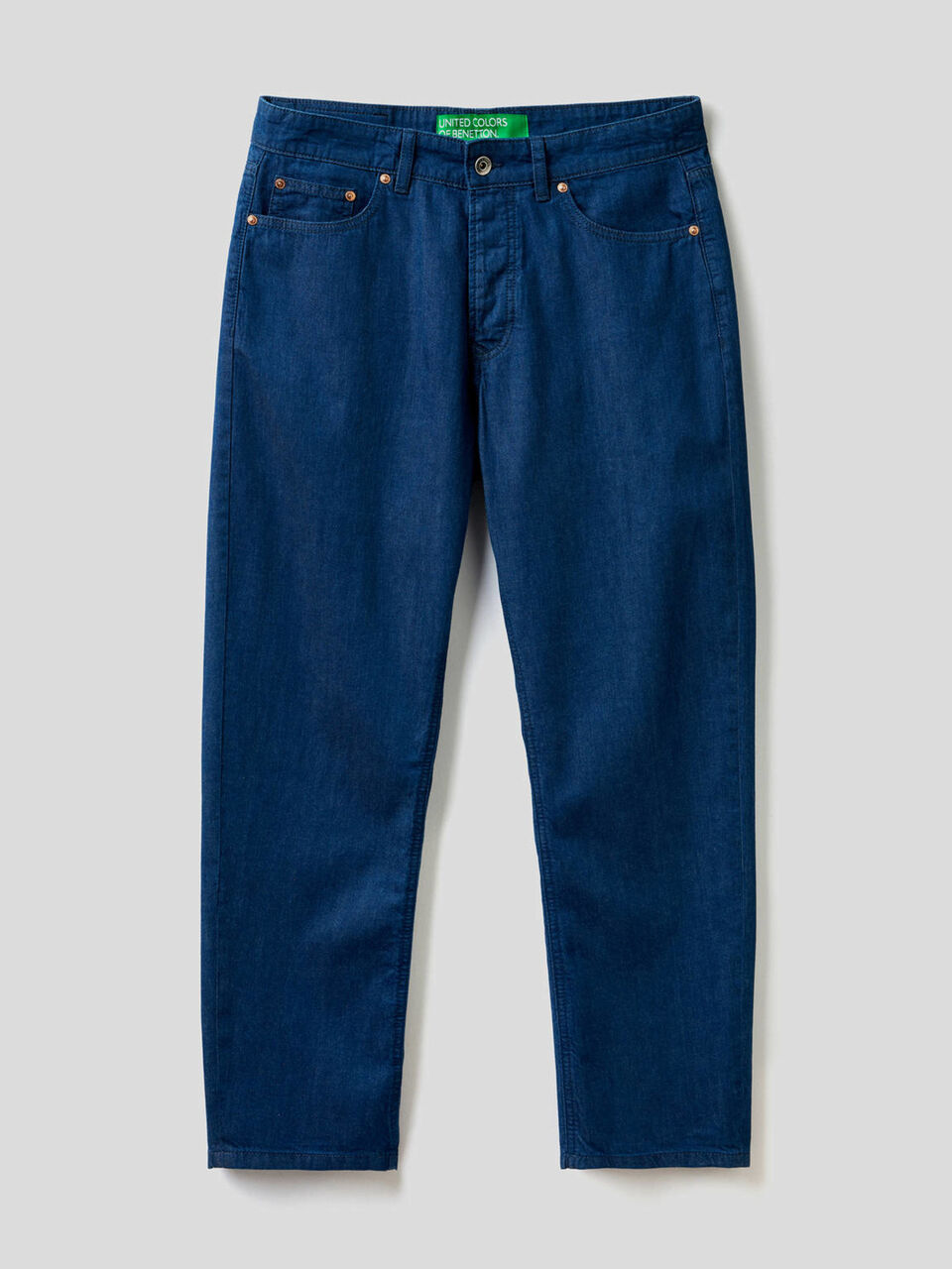 Jeans leves carrot fit image number 1