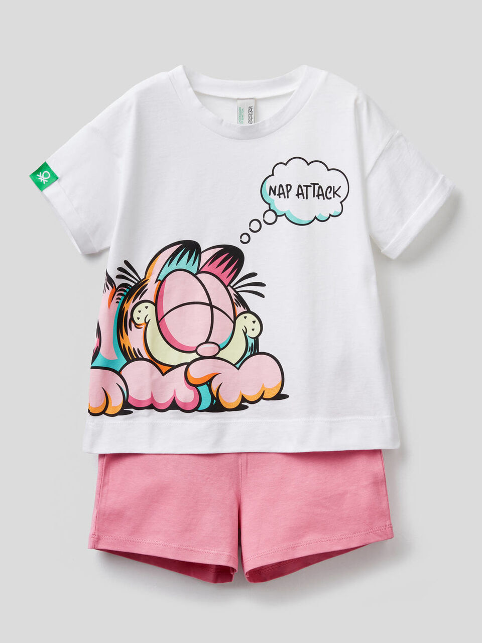 Pijama t-shirt e calções com estampa Garfield image number 1