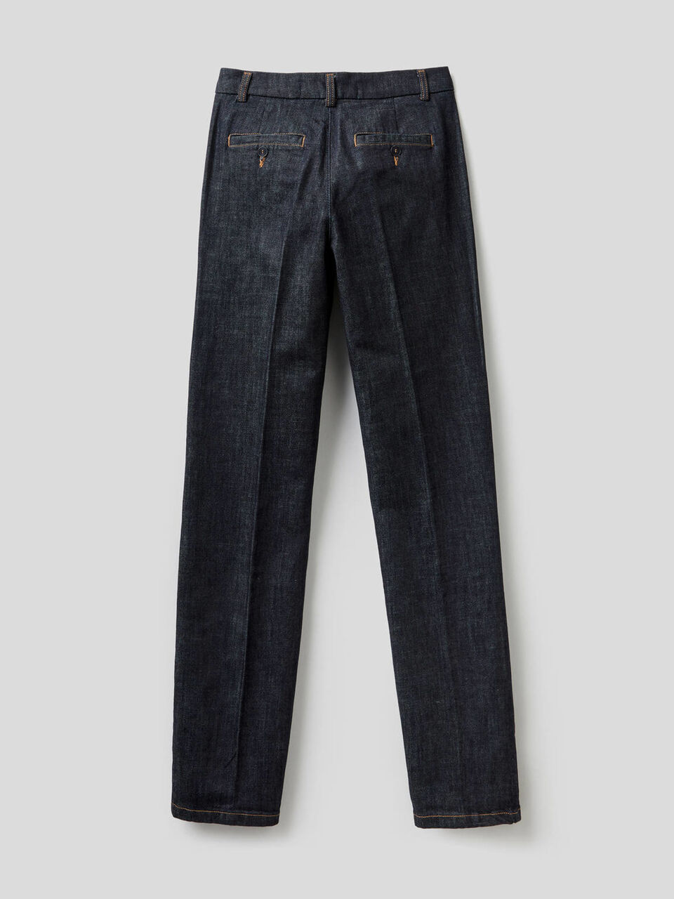 Chinos em denim elástico image number 2