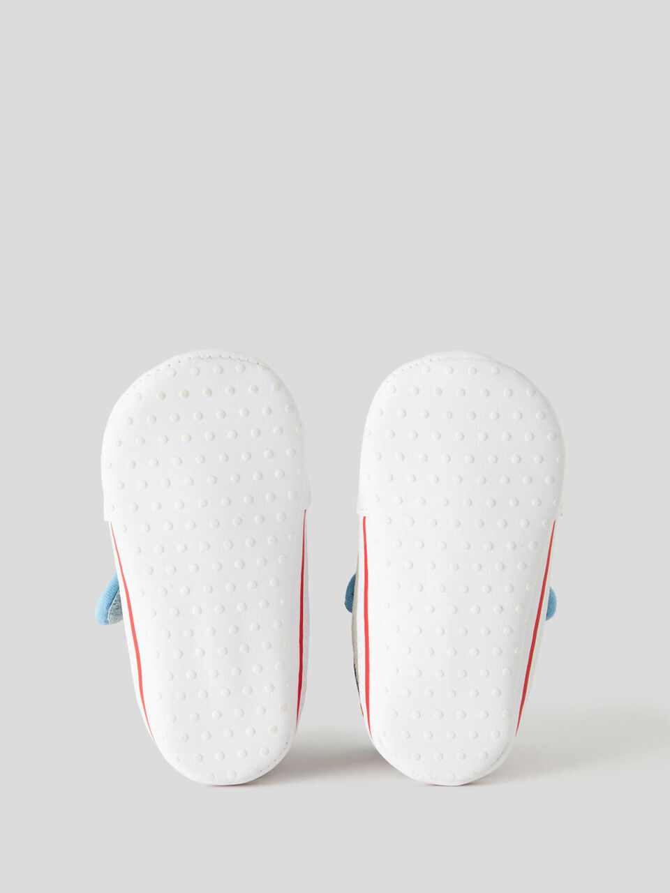 Sneakers primeiros passos image number 2