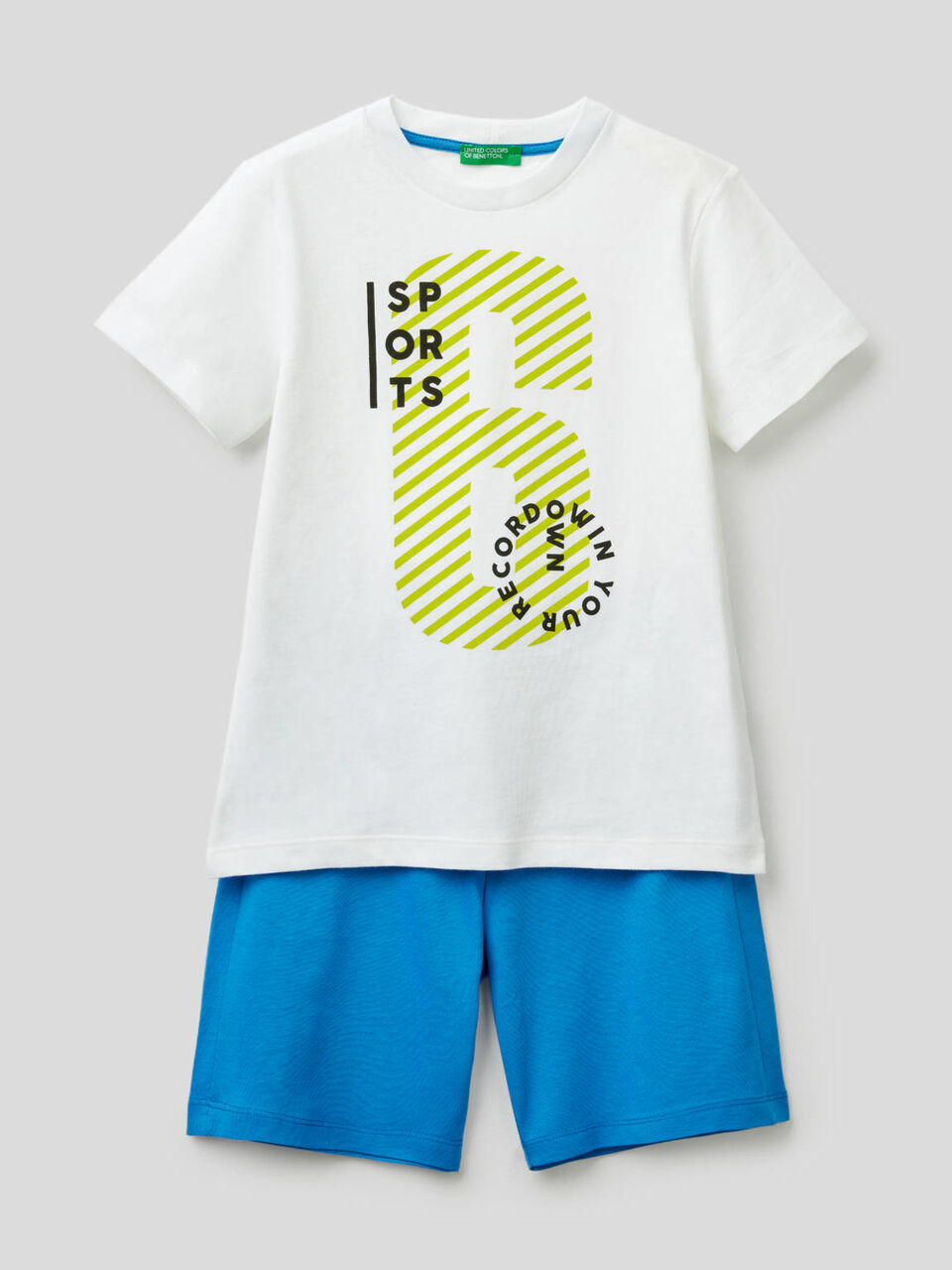 Conjunto t-shirt e bermudas image number 1