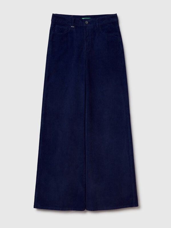 Calças wide fit em veludo Calças wide fit em veludo Mulher