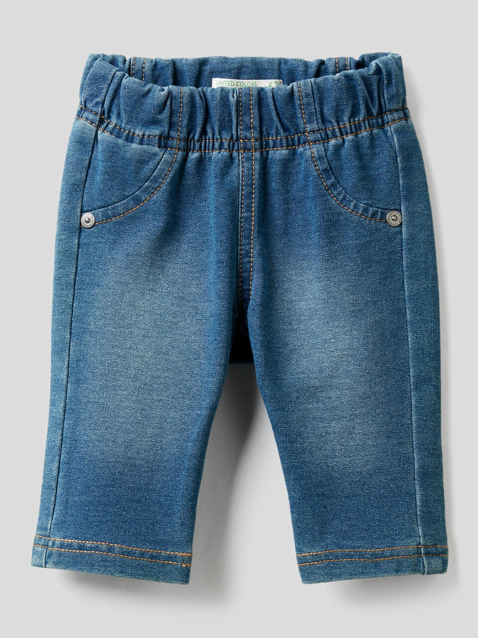 Calças efeito denim com estampa image number 1