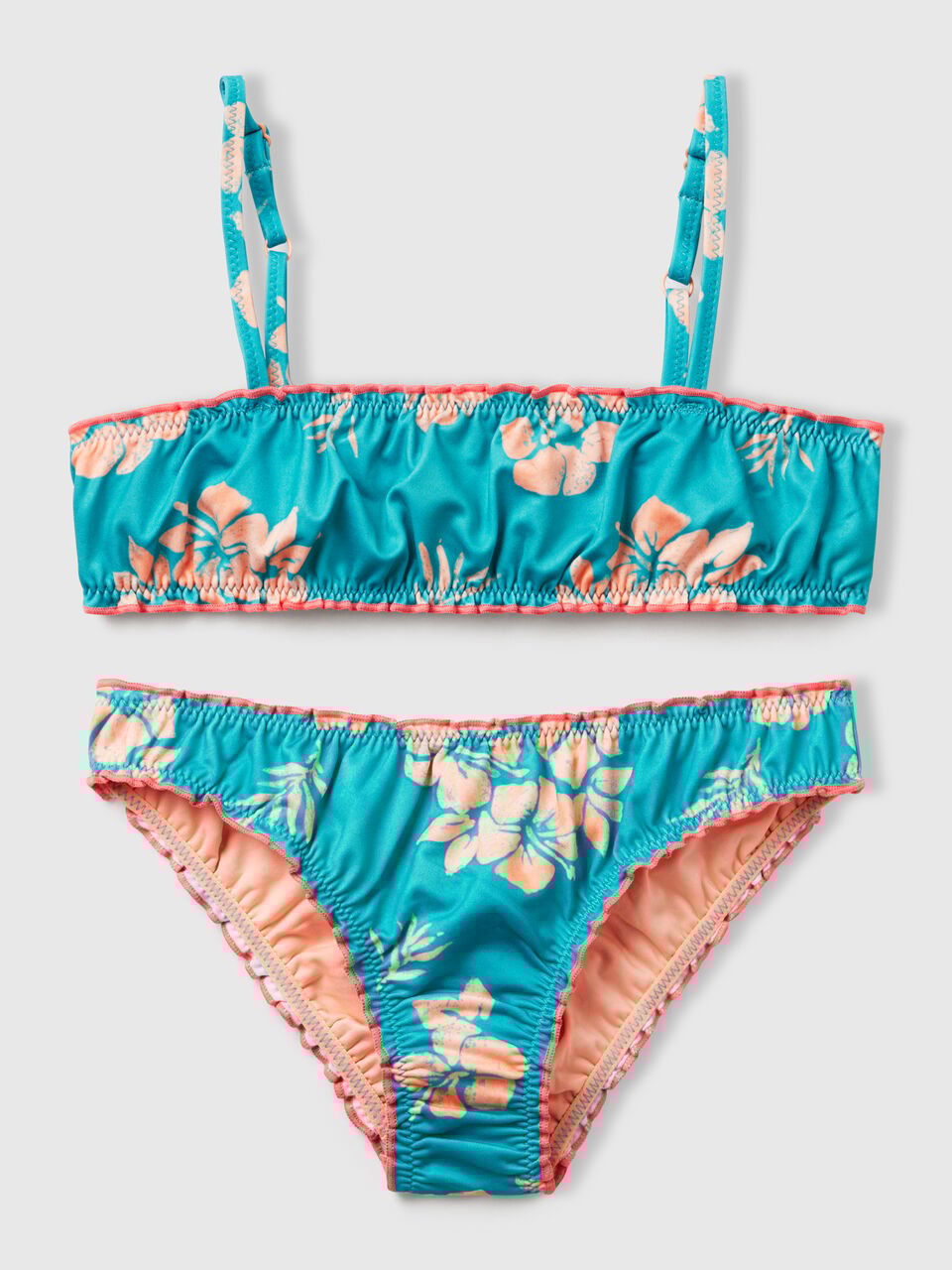 BIKINI Menina image number 1