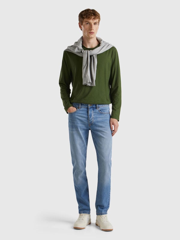 Jeans slim fit cinco bolsos Homem