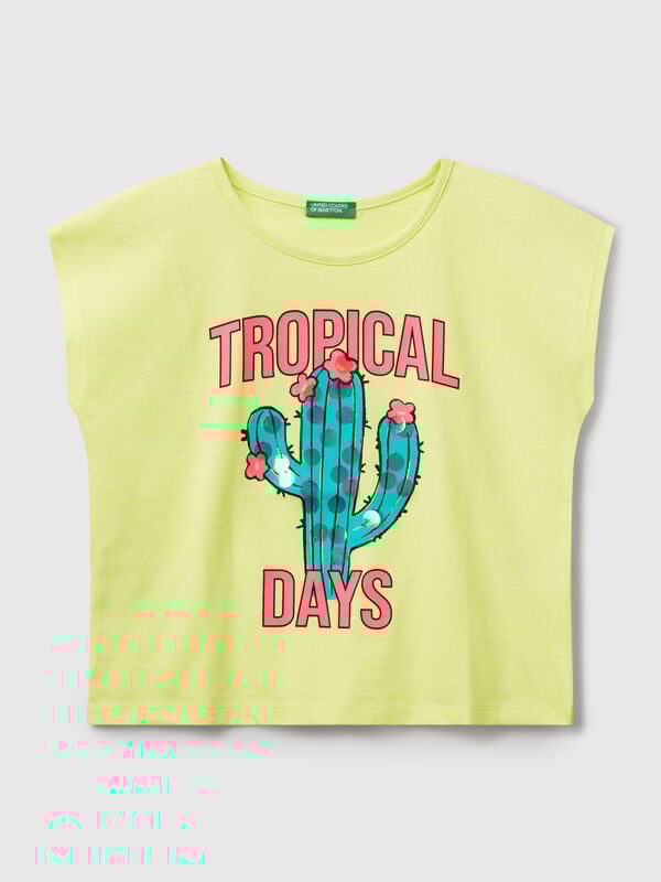 T-shirt com estampa e lantejoulas Menina