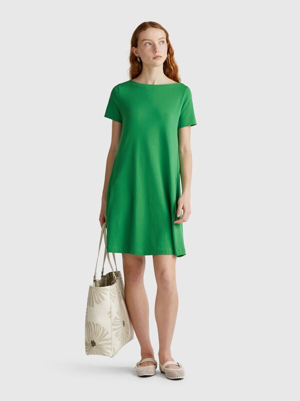 Vestido curto evasé Mulher