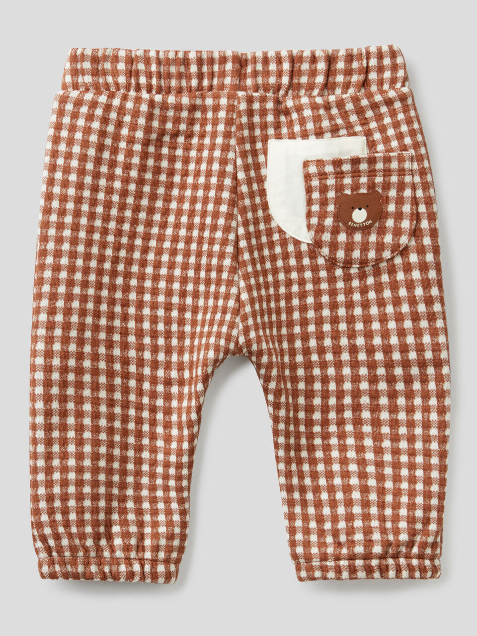Conjunto t-shirt e calças image number 2