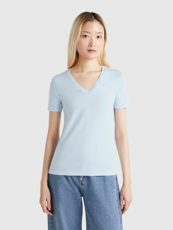 T-shirt azul-celeste em algodão puro com decote em V Mulher
