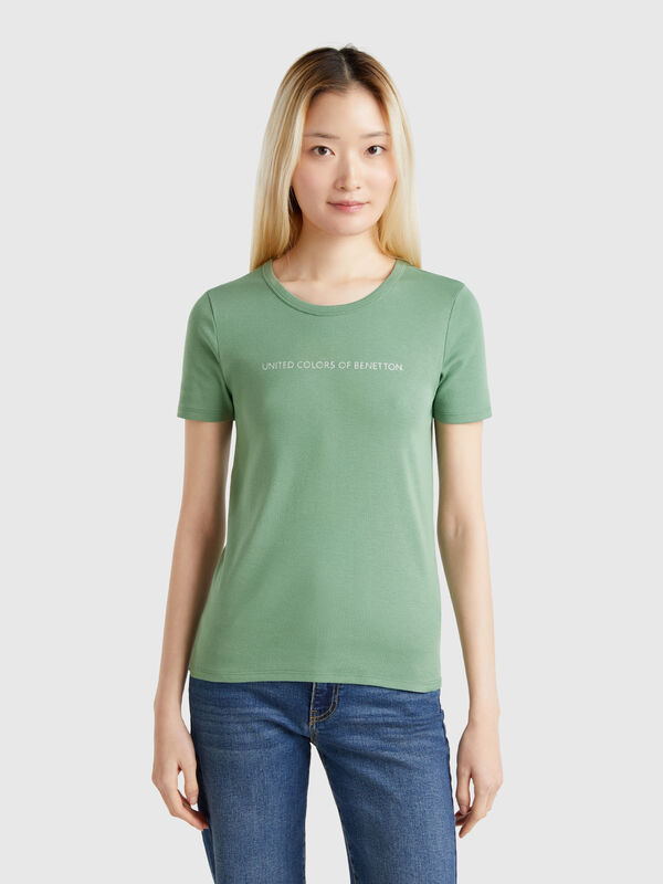 T-shirt 100% algodão com estampa logótipo glitter Mulher