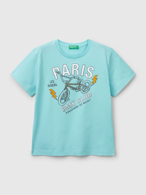 T-shirt em algodão com estampa Menino