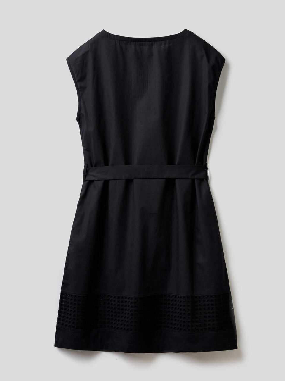Vestido em algodão com inserções bordadas image number 2