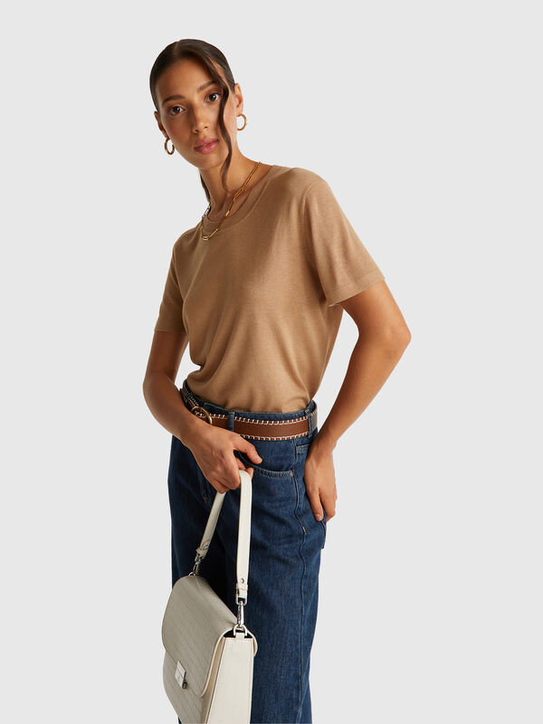 Camisola de manga curta em mistura de seda Mulher