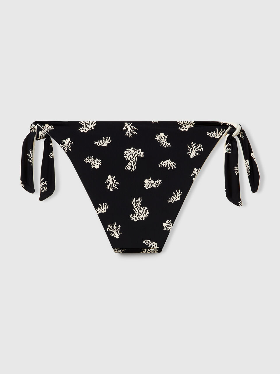 SWIMMING BRIEFS Mulher image number 2