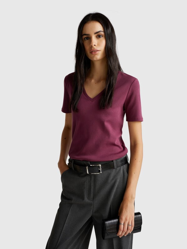 T-shirt em algodão puro com decote em V Mulher