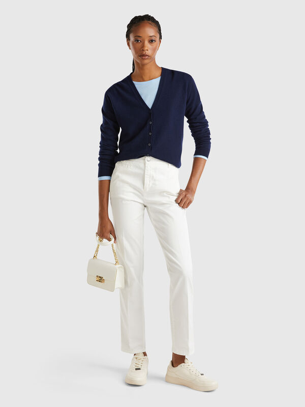 Chinos slim fit em algodão branco nata Mulher