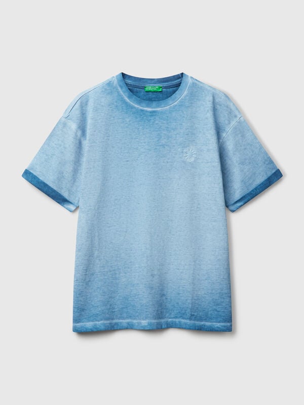 T-shirt over fit com bordado Menino
