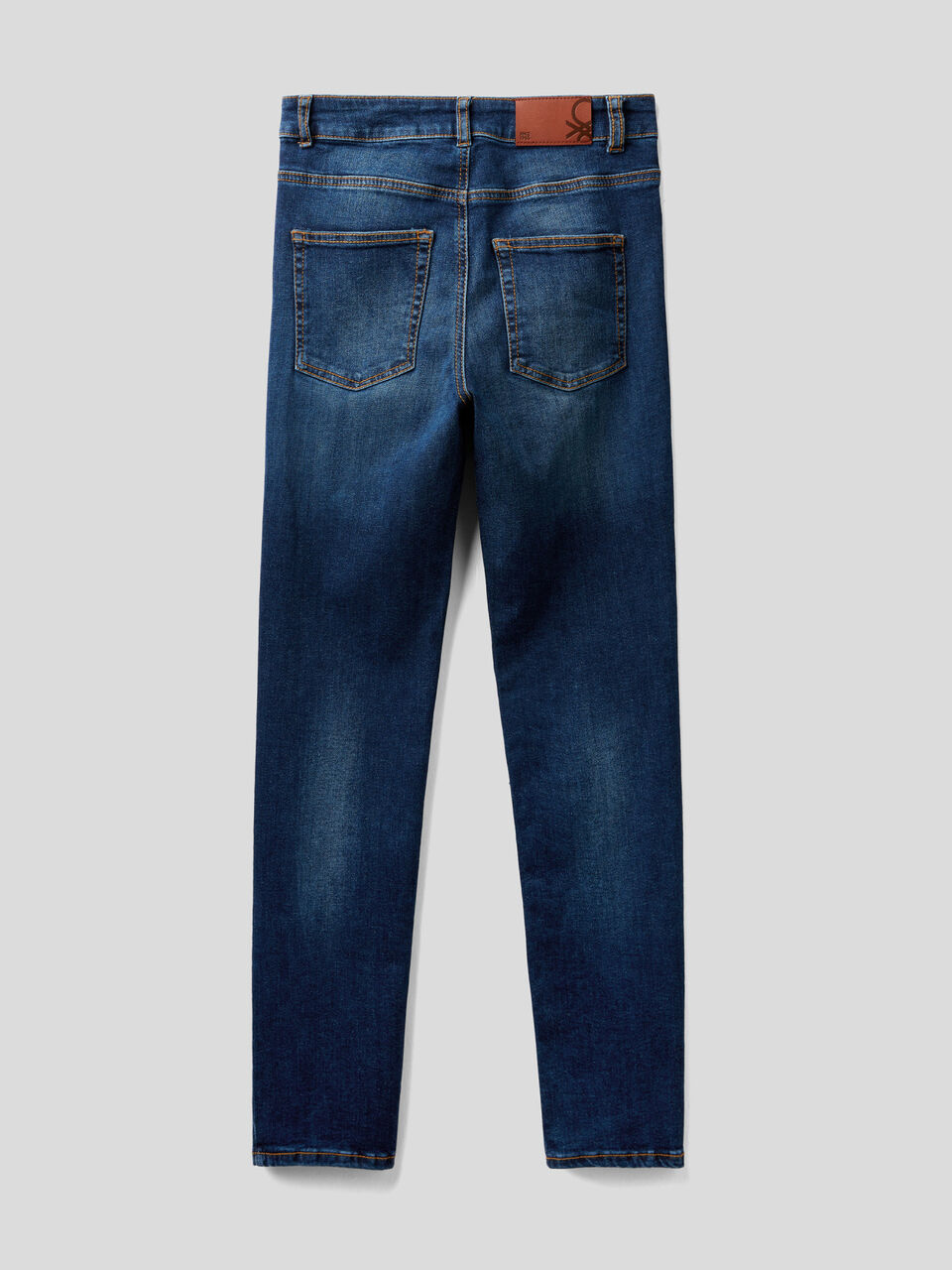 Jeans slim fit em algodão stretch image number 2