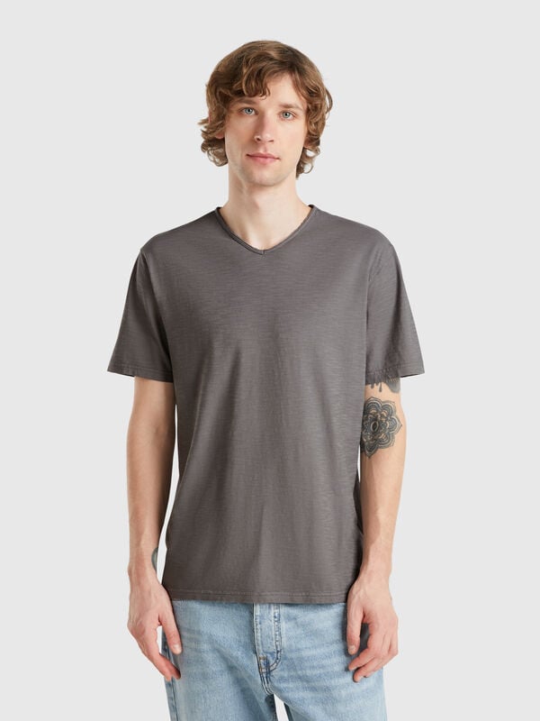 T-shirt 100% algodão com decote em V Homem