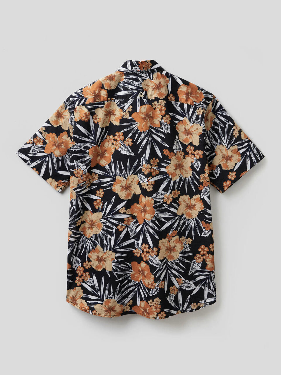 Camisa de manga curta com estampa botânica image number 2