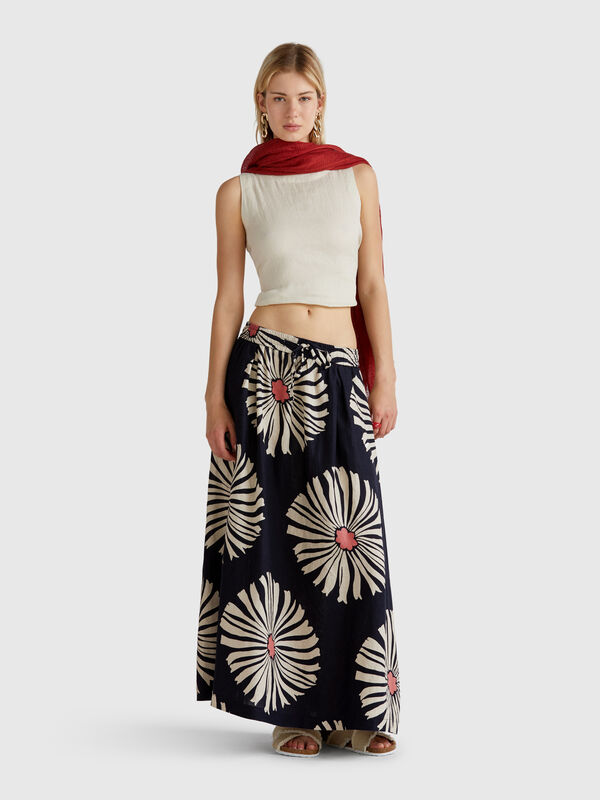 Saia midi com estampa de flores Mulher