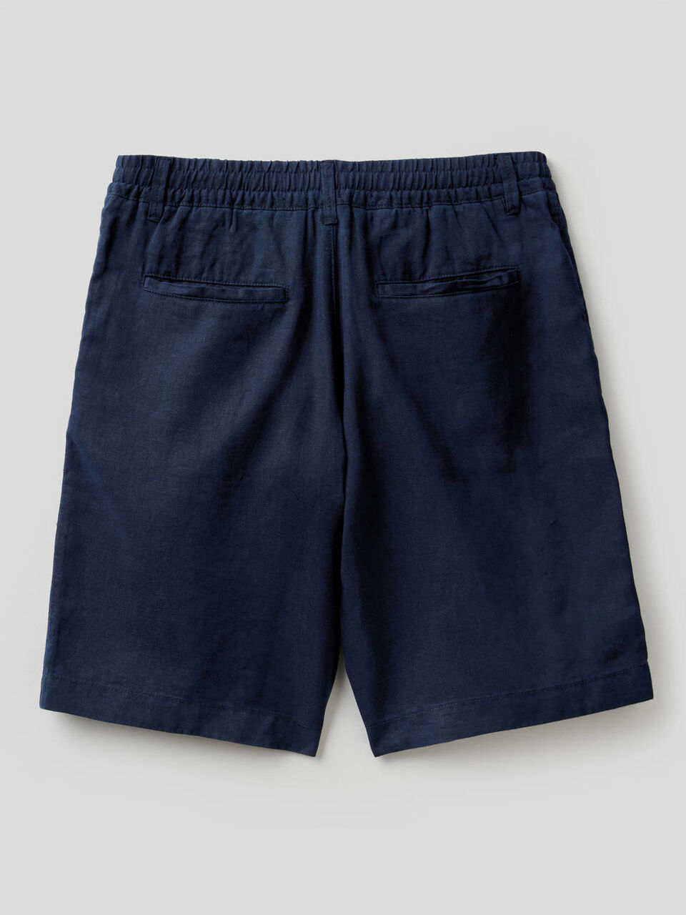 Bermudas em 100% linho image number 2