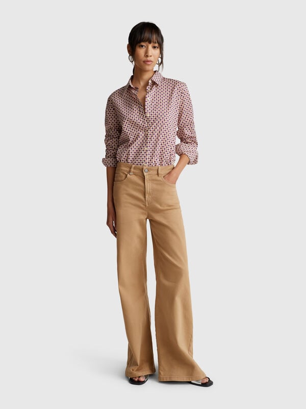 Camisa padrão em algodão leve Mulher