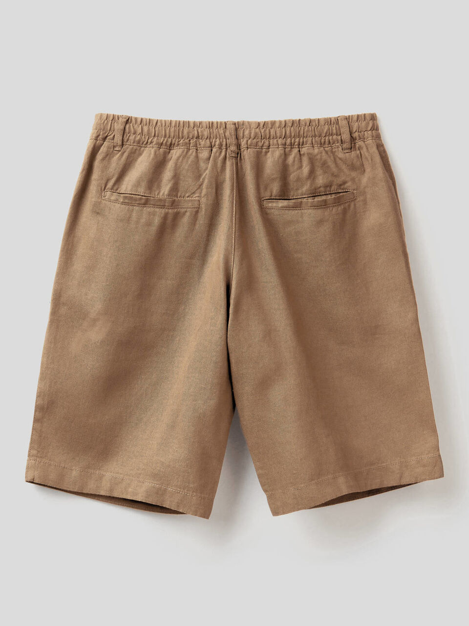 Bermudas em 100% linho image number null