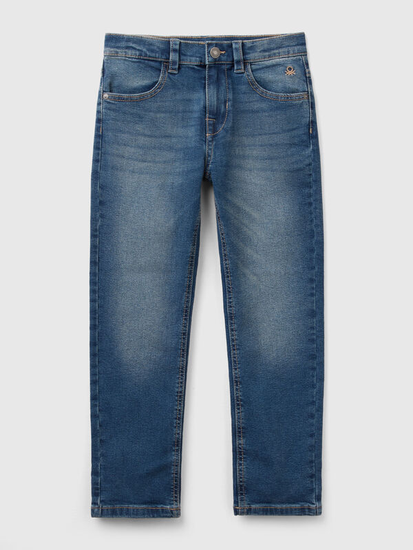 Jeans cinco bolsos Menino