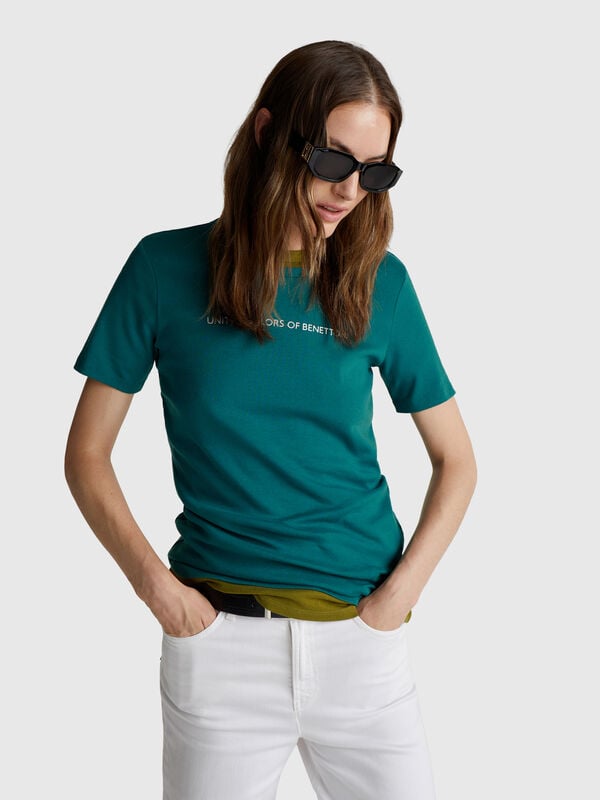 T-shirt 100% algodão com estampa logótipo glitter Mulher