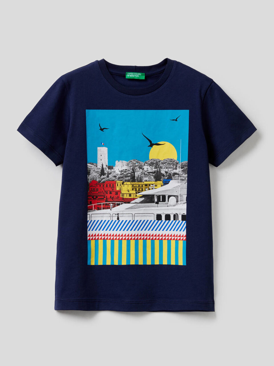T-shirt com estampa de paisagem image number 1