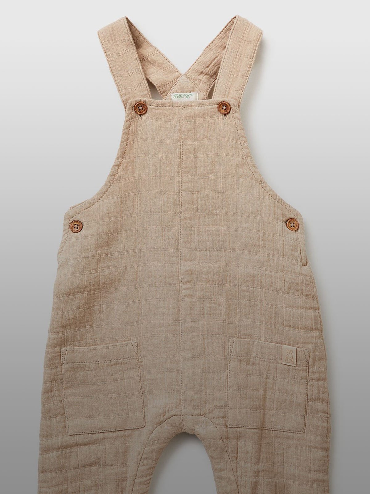 rec&eacute;m-nascido <span class="text-l playful">(0-18 meses)</span> benetton