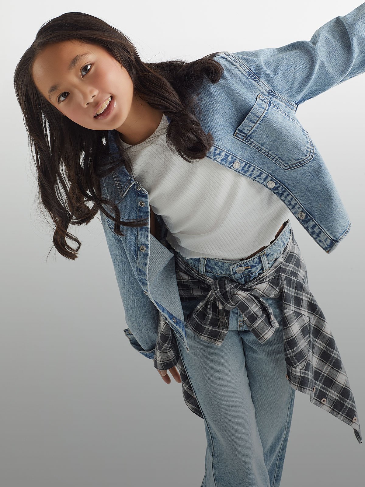 menina <span class="text-l playful">(6-14 anos)</span> benetton