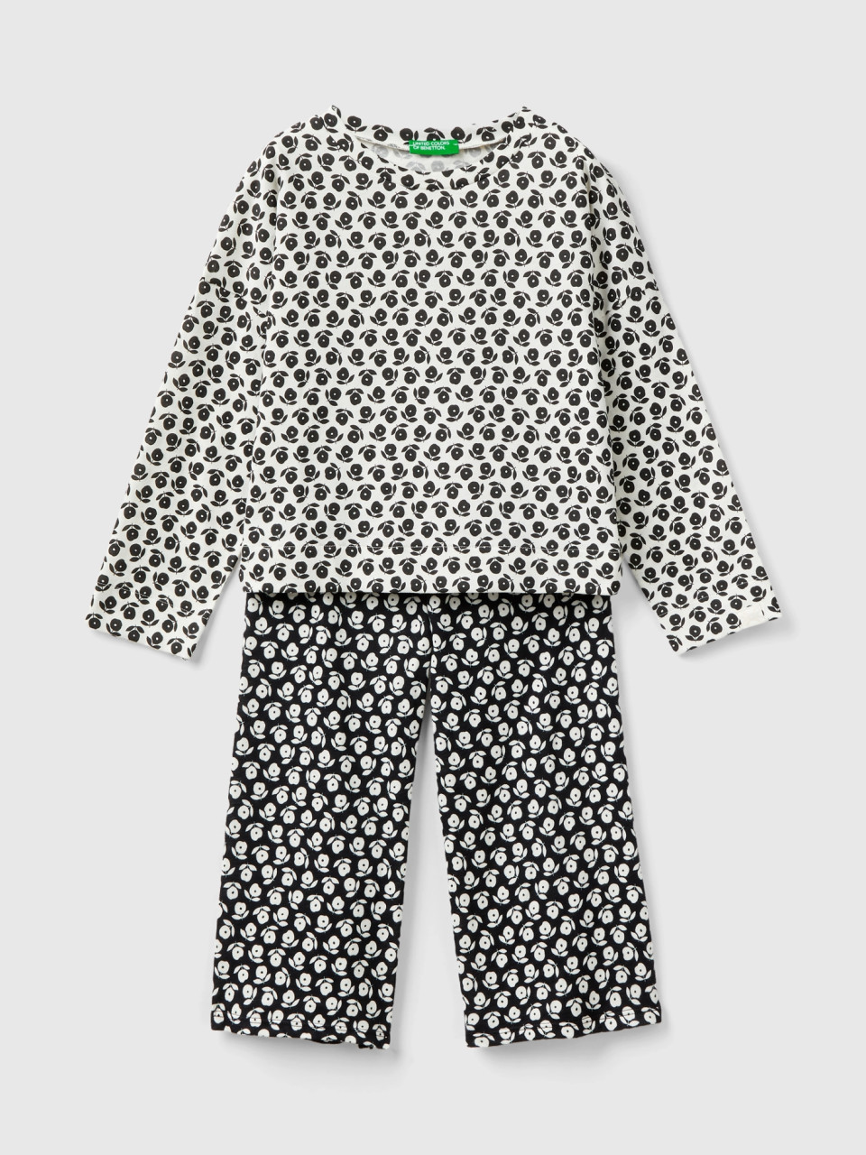 Benetton, Geblümter Pyjama Aus Warmer Baumwolle, Cremeweiss, female