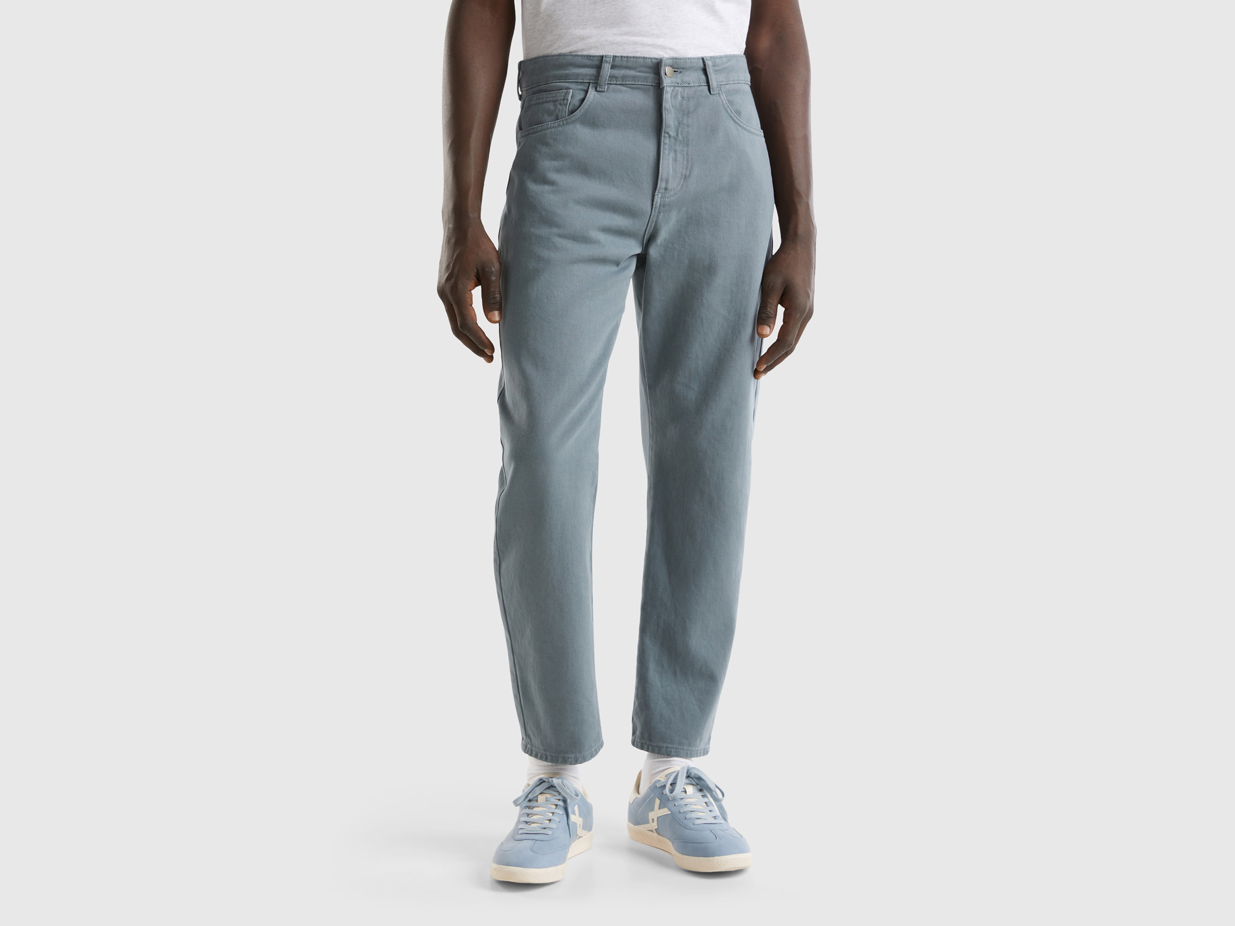 Benetton, Five Pocket Carrot Fit Trousers, size 28, Light Gray, Men