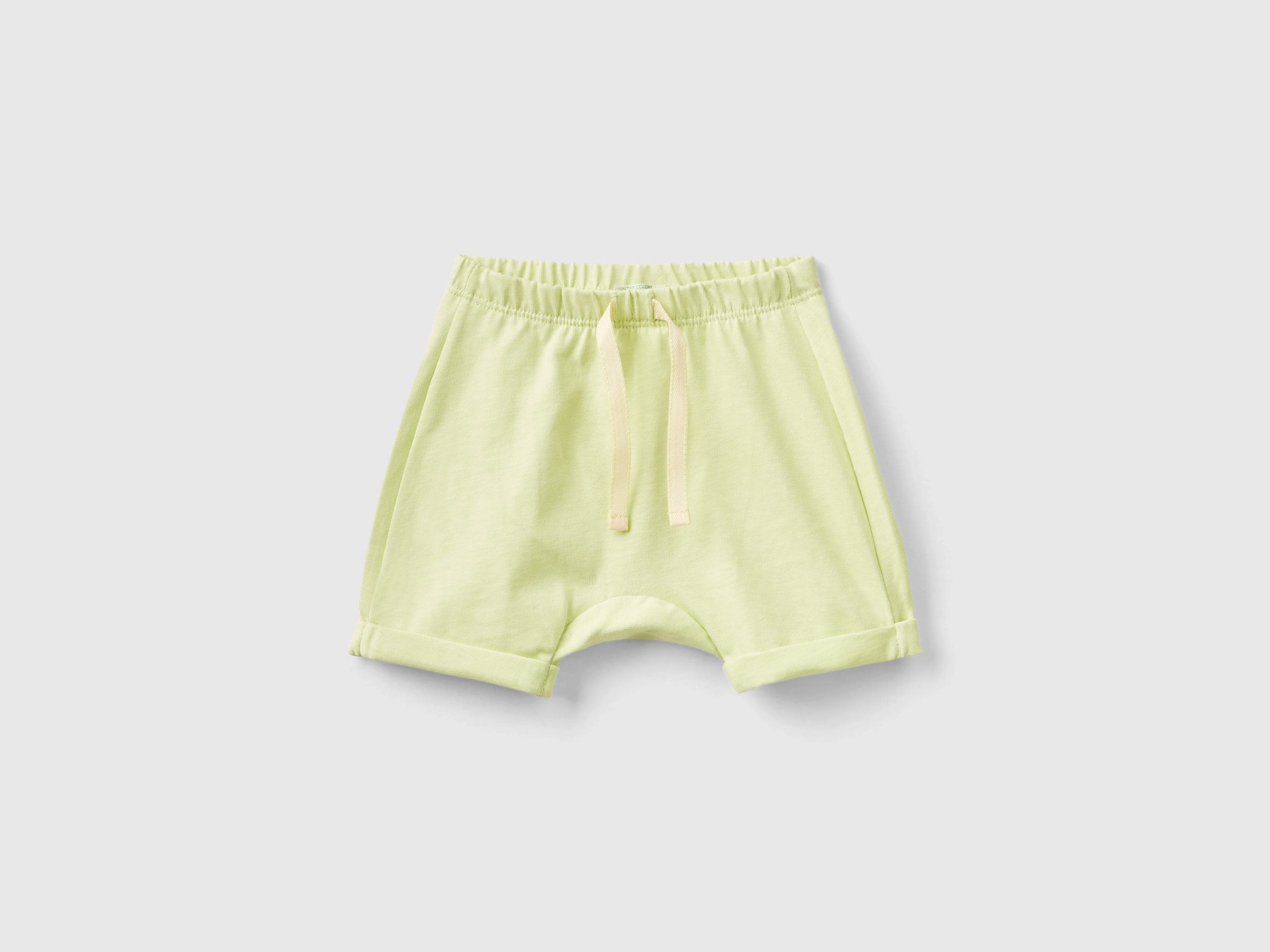 Image of Benetton, Shorts With Patch On The Back, size 50, Lime, Kids