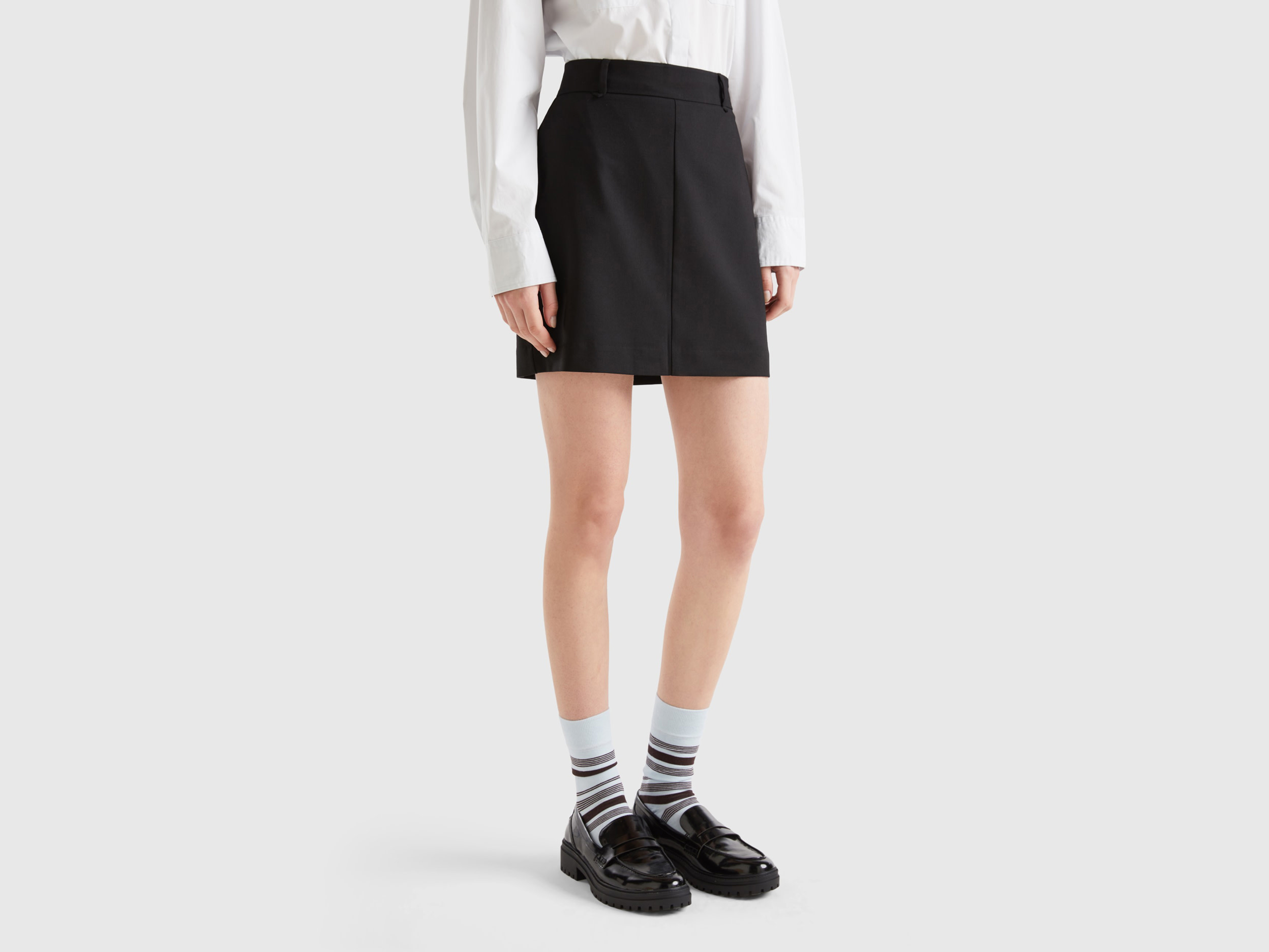 Benetton, Mini Skirt With Side Zipper, size 10, Black, Women