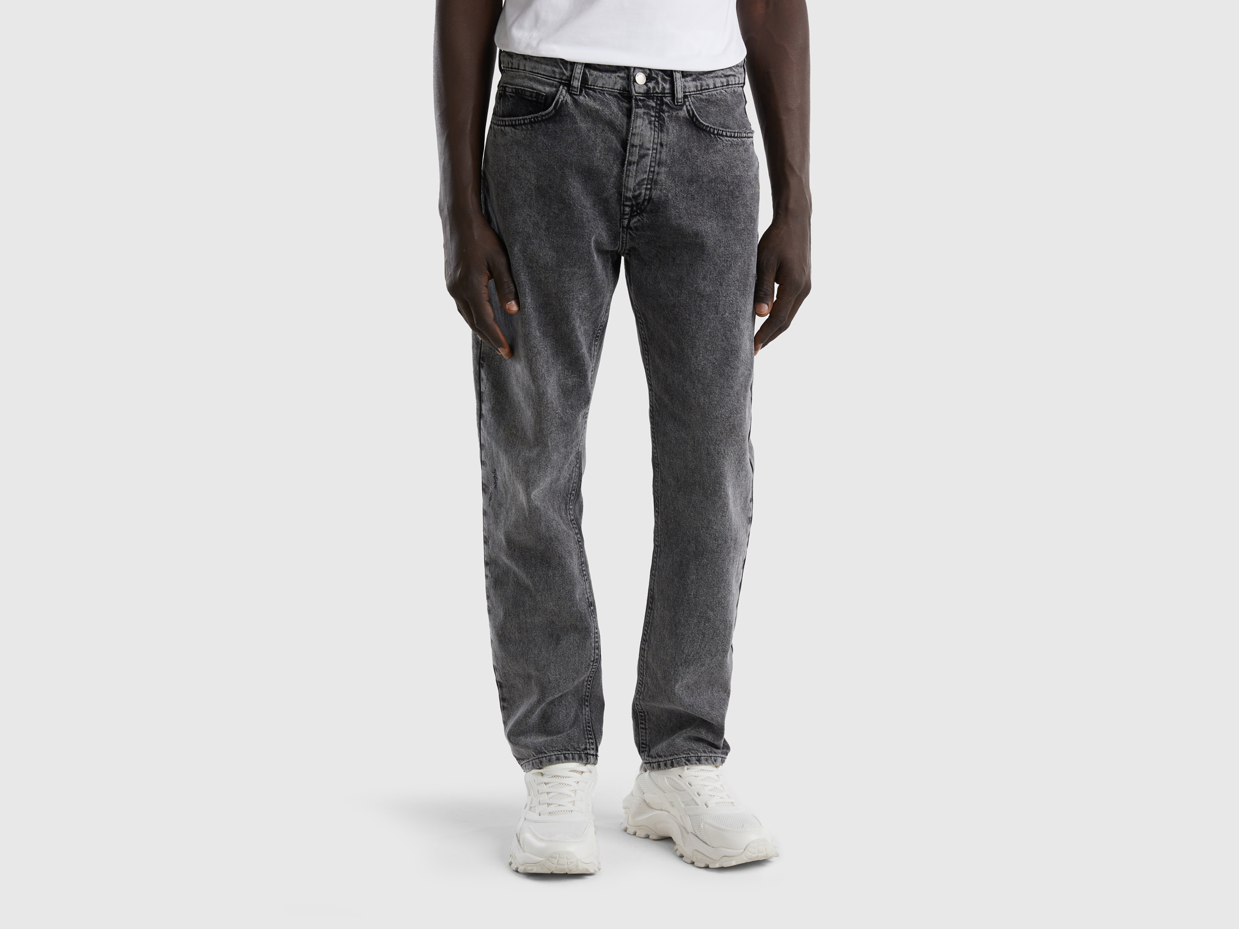 Benetton, Five-pocket Worn Look Jeans, size 32, Black, Men
