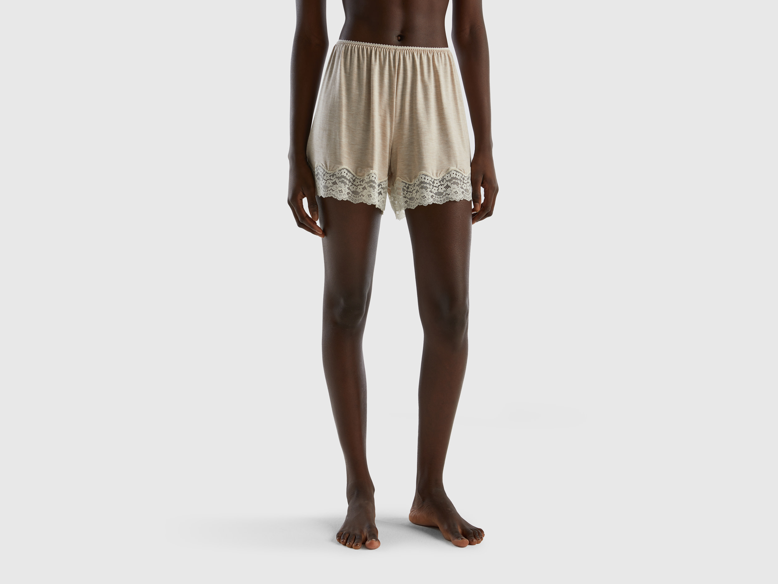 Benetton, Flowy Shorts With Lace, size M, Beige, Women