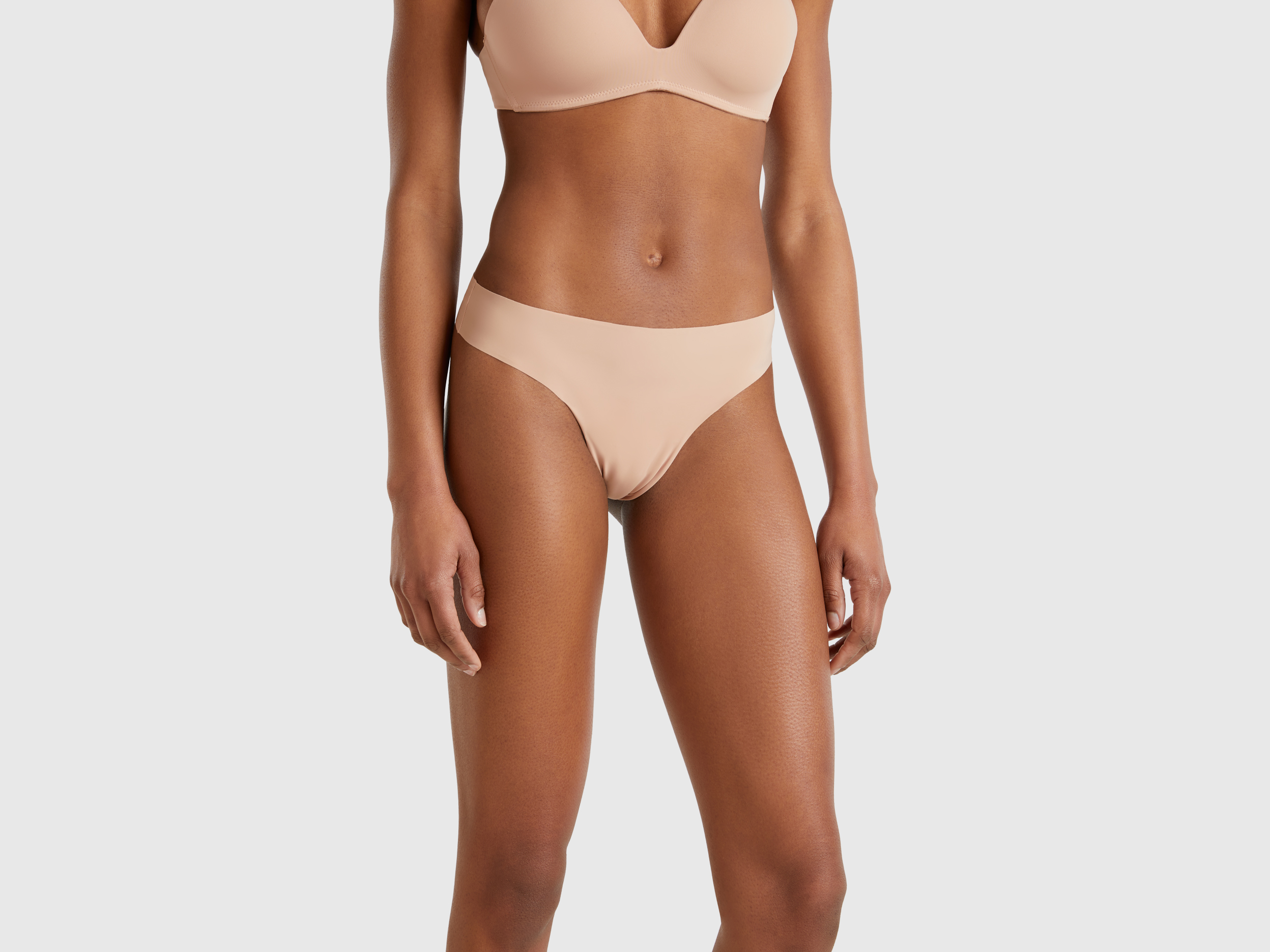 Benetton, String Sans Couture, taille L, - United Colors of Benetton - Modalova