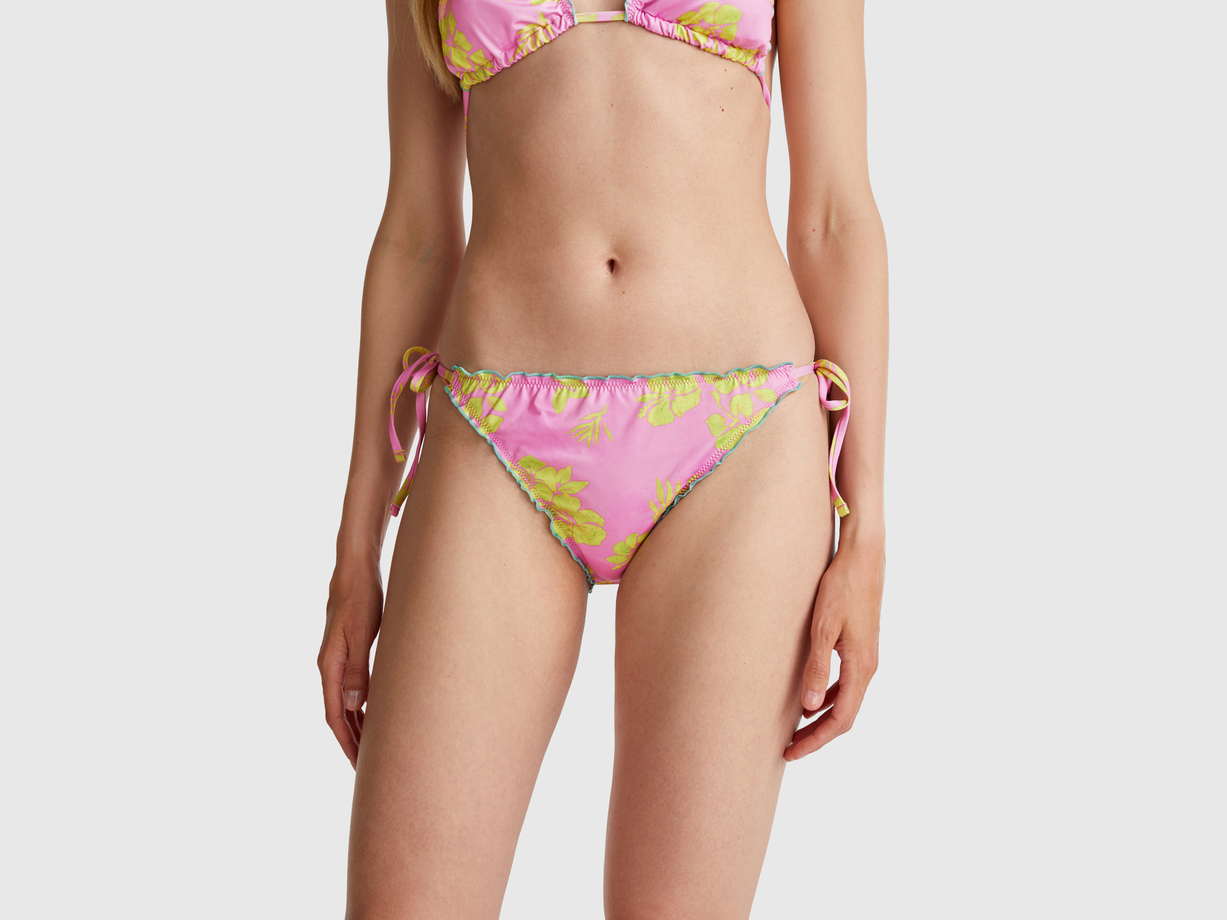 Benetton, Slip De Bain Imprimé Fleurs, taille L, Rose - United Colors of Benetton - Modalova